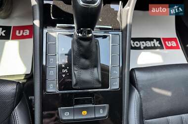 Лифтбек Skoda Superb 2016 в 