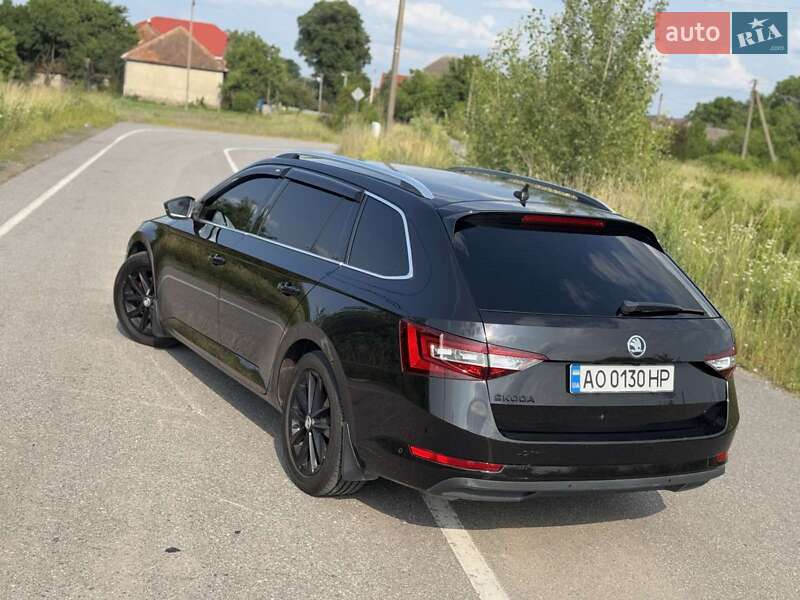 Універсал Skoda Superb 2015 в Мукачевому