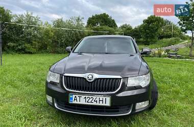 Лифтбек Skoda Superb 2009 в 