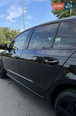 Лифтбек Skoda Superb 2009 в 