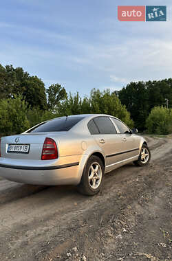 Лифтбек Skoda Superb 2006 в 