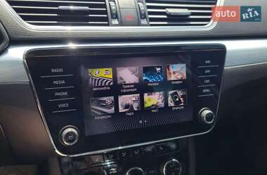 Лифтбек Skoda Superb 2020 в 