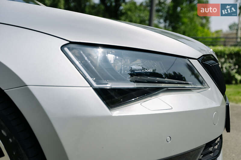Лифтбек Skoda Superb 2016 в Днепре