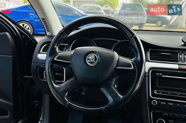 Лифтбек Skoda Superb 2014 в 