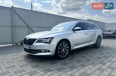 Универсал Skoda Superb 2017 в 