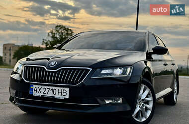 Лифтбек Skoda Superb 2018 в 