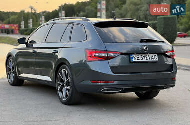 Універсал Skoda Superb 2016 в 