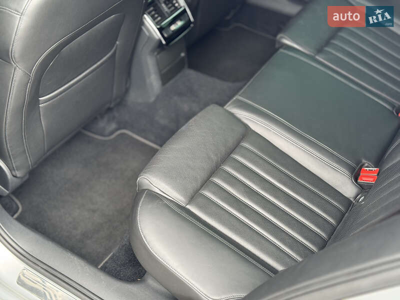 Универсал Skoda Superb 2016 в Киеве
