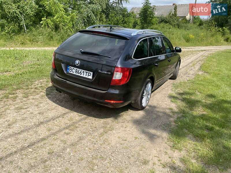 Универсал Skoda Superb 2009 в Рудниках