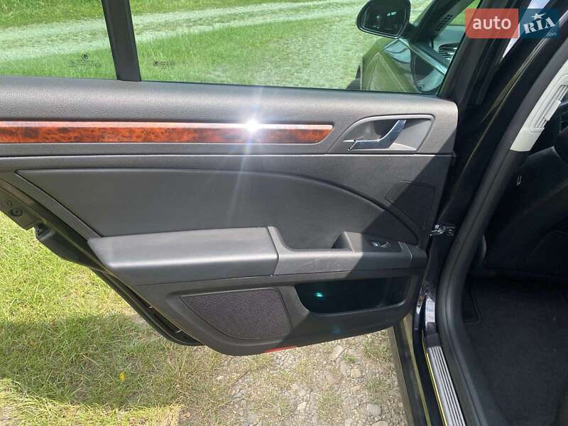 Универсал Skoda Superb 2009 в Рудниках