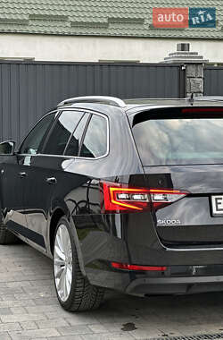 Универсал Skoda Superb 2017 в 