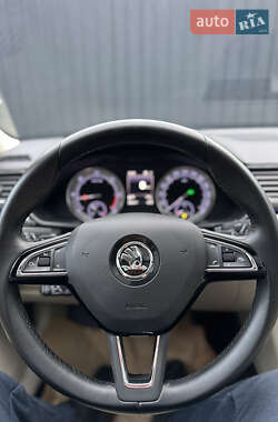 Универсал Skoda Superb 2017 в 