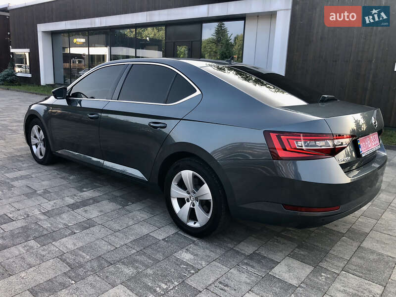 Лифтбек Skoda Superb 2017 в Тячеве
