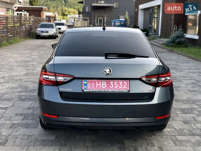 Лифтбек Skoda Superb 2017 в Тячеве