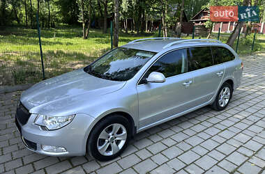 Універсал Skoda Superb 2011 в Трускавці