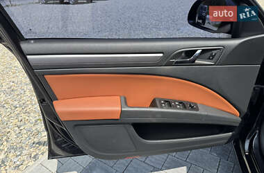 Лифтбек Skoda Superb 2014 в 