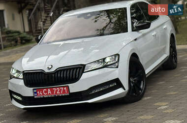 Лифтбек Skoda Superb 2021 в 