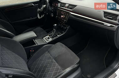 Лифтбек Skoda Superb 2021 в 