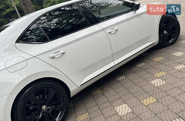 Лифтбек Skoda Superb 2021 в 