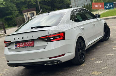 Лифтбек Skoda Superb 2021 в 