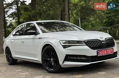 Лифтбек Skoda Superb 2021 в 