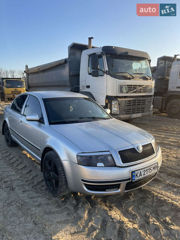 Skoda Superb 2002