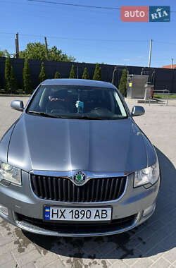 Лифтбек Skoda Superb 2008 в 