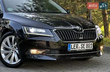 Ліфтбек Skoda Superb 2016 в 