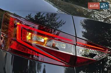 Ліфтбек Skoda Superb 2016 в 