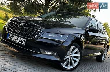 Ліфтбек Skoda Superb 2016 в 