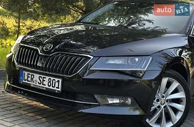 Ліфтбек Skoda Superb 2016 в 