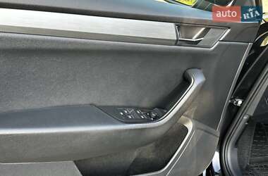Ліфтбек Skoda Superb 2016 в 
