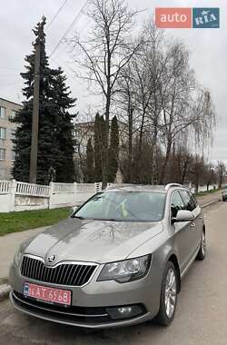 Универсал Skoda Superb 2015 в 