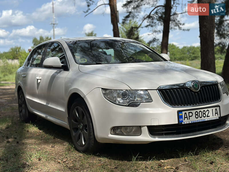 Лифтбек Skoda Superb 2011 в Сумах