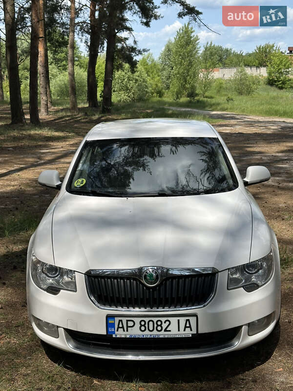 Лифтбек Skoda Superb 2011 в Сумах