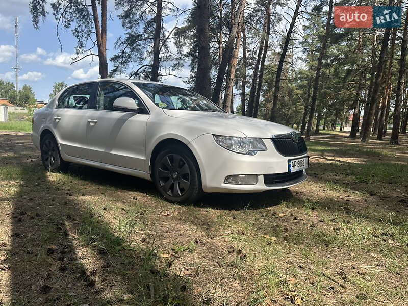 Лифтбек Skoda Superb 2011 в Сумах