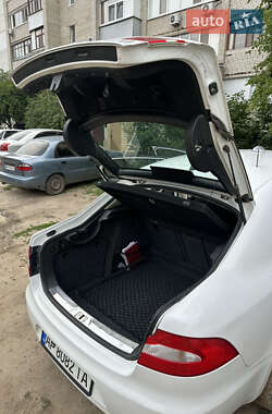 Лифтбек Skoda Superb 2011 в 