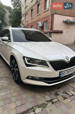 Універсал Skoda Superb 2019 в Тернополі
