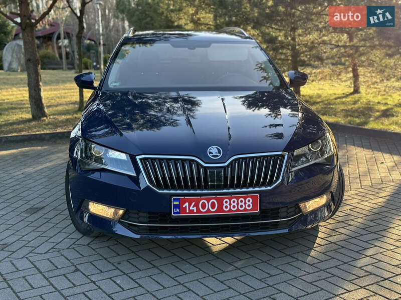 Универсал Skoda Superb 2018 в Дрогобыче