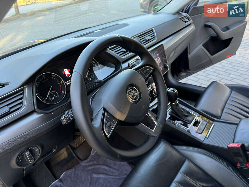 Универсал Skoda Superb 2018 в Дрогобыче
