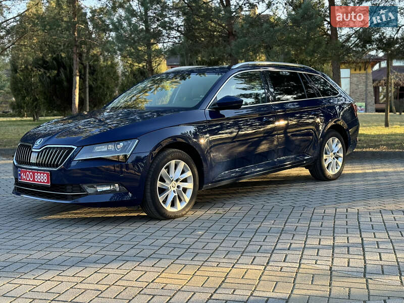 Универсал Skoda Superb 2018 в Дрогобыче