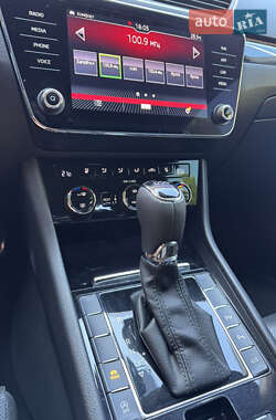 Лифтбек Skoda Superb 2017 в 