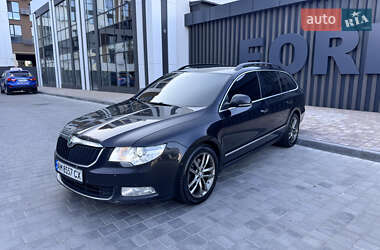 Универсал Skoda Superb 2013 в 