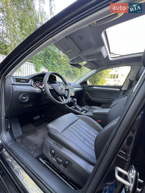 Универсал Skoda Superb 2018 в Луцке