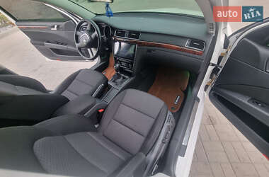 Лифтбек Skoda Superb 2012 в 