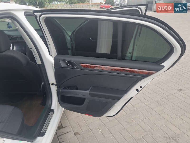 Лифтбек Skoda Superb 2012 в Днепре