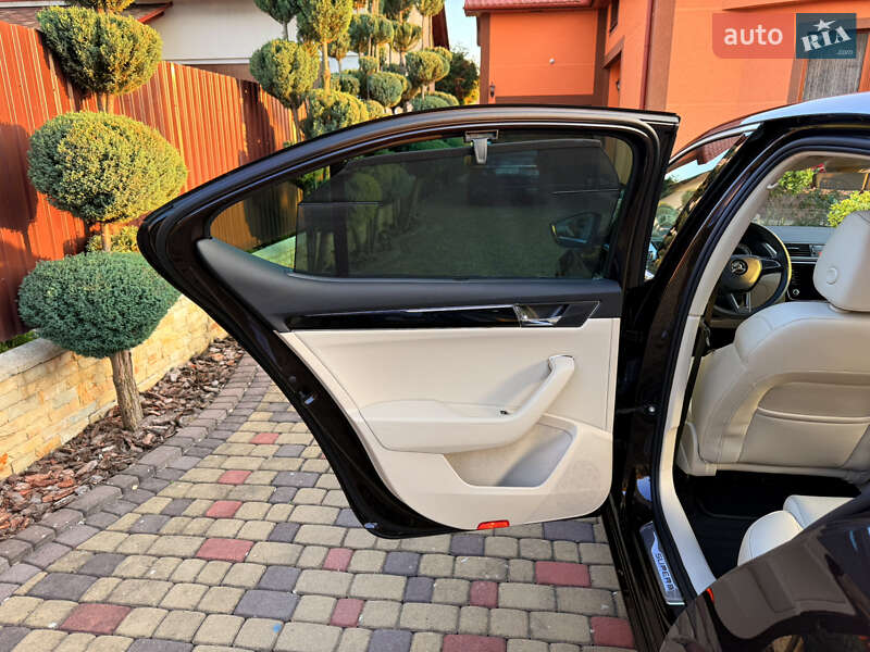 Лифтбек Skoda Superb 2019 в Мукачево