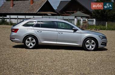 Універсал Skoda Superb 2020 в 