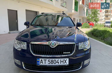 Універсал Skoda Superb 2011 в Івано-Франківську