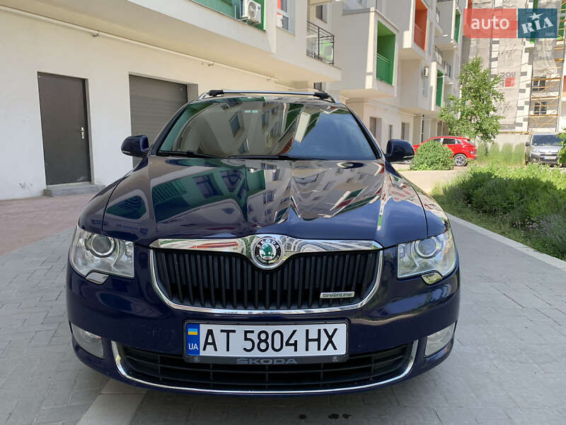 Универсал Skoda Superb 2011 в 